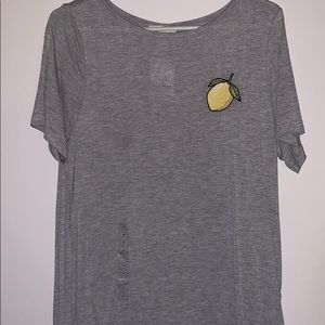 Women’s hm tee shirt with lemon